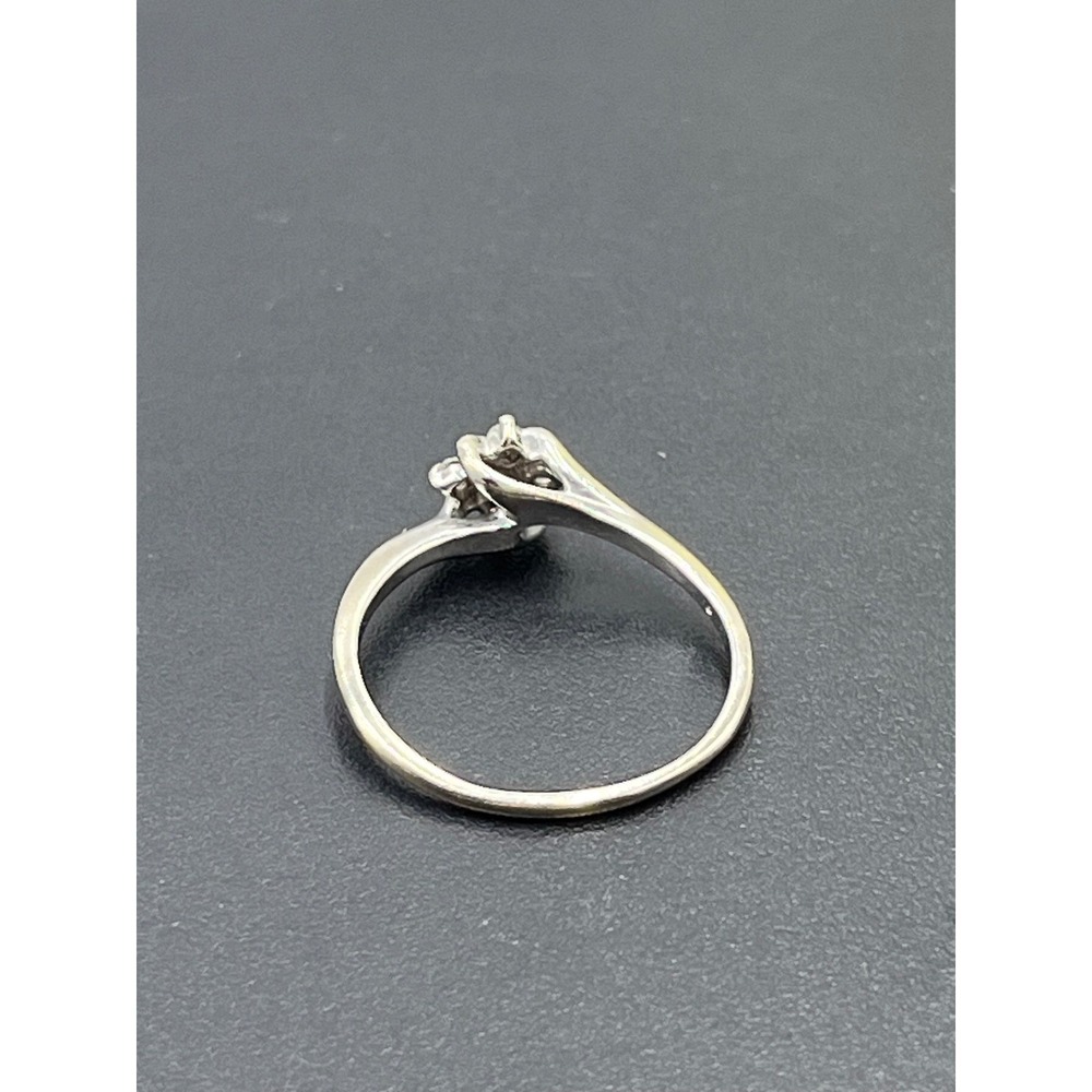 Designer Vintage 14K White Gold X Motif Cluster Ring Natural Diamonds
Sz 9.25 - Picture 9 of 16